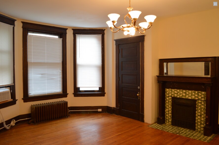 Building Photo - 2353 Ohio Ave