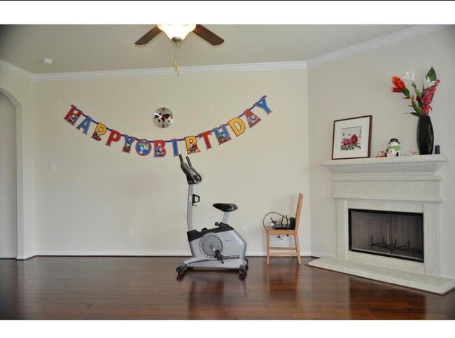 Building Photo - 13743 McKinney Creek Ln