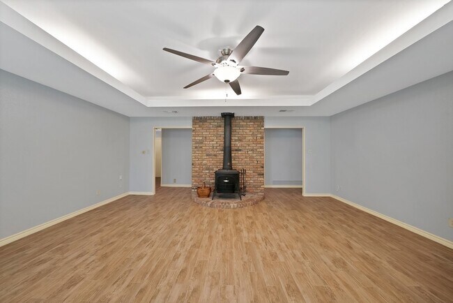 Building Photo - 2812 Whisperwood Trail