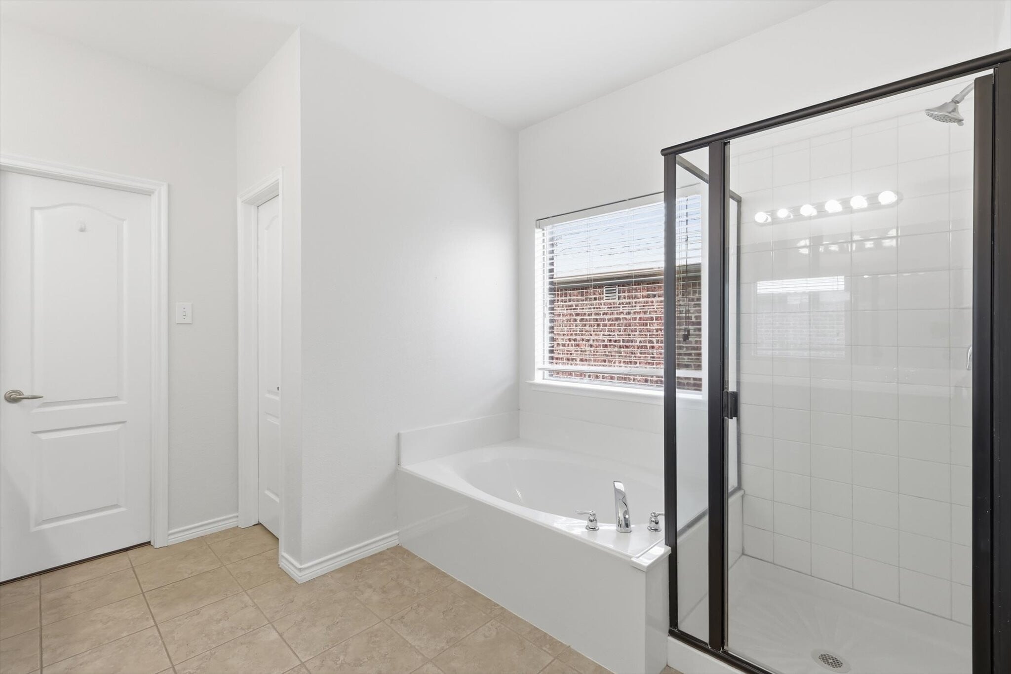 Building Photo - 6789 Cortona Ln