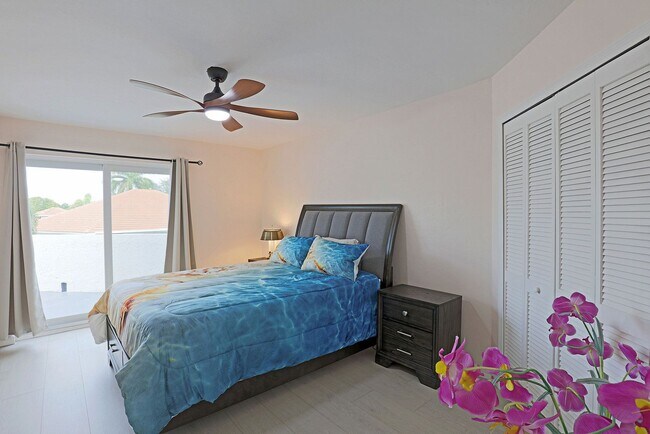 Building Photo - 11921 Seabreeze Cove Ln