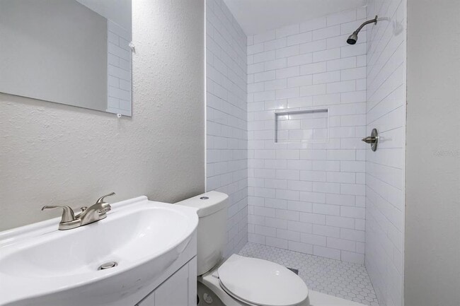 Building Photo - 1401 12th St S