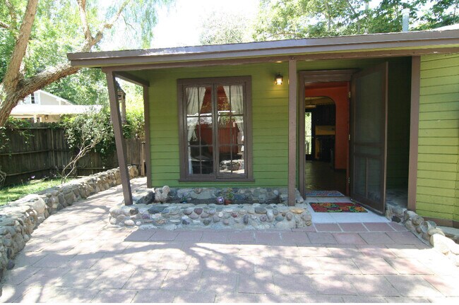 Building Photo - 202 S Topanga Canyon Blvd