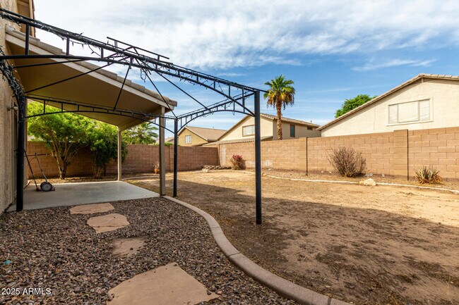 Building Photo - 12682 W Hollyhock Dr