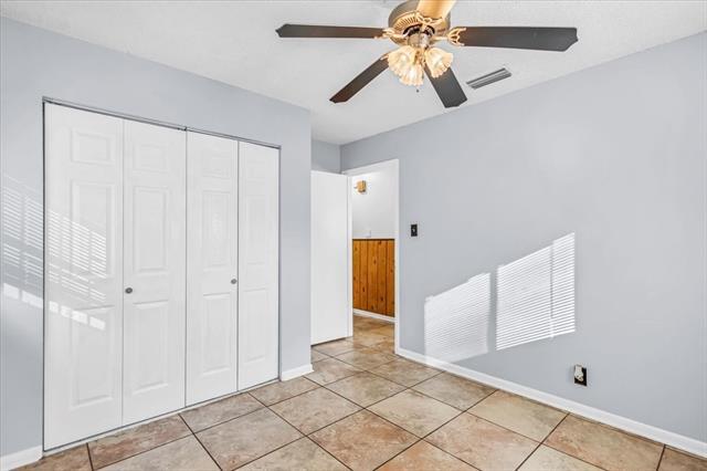 Building Photo - 2323 Breckenridge St