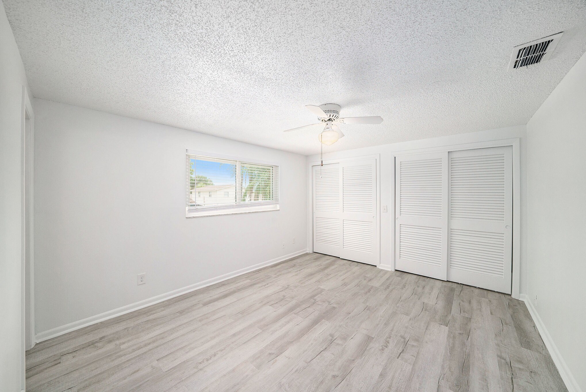Building Photo - 4711 Travertine Dr