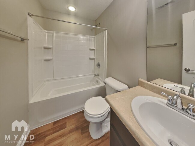 Building Photo - 618 Albermarle Dr