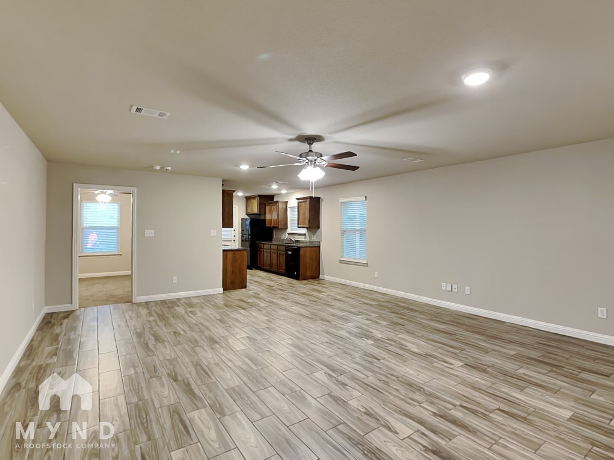 Building Photo - 801 Rolling Terrace Cir