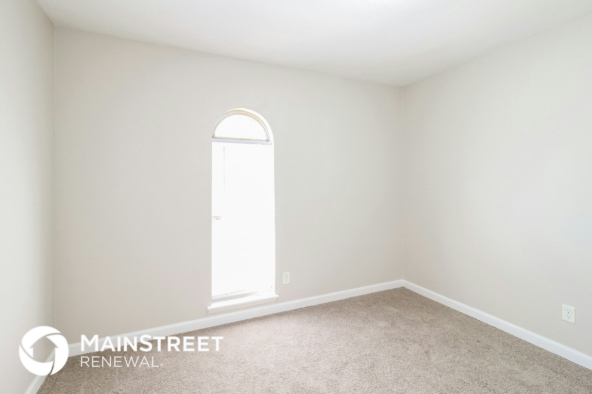 Building Photo - 1237 Hillwood Dr