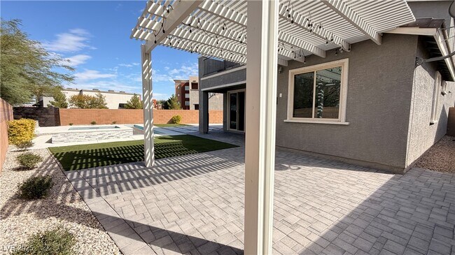 Building Photo - 3208 Rowan Brook Ave