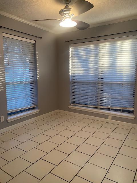 Building Photo - 8908 Viking Dr