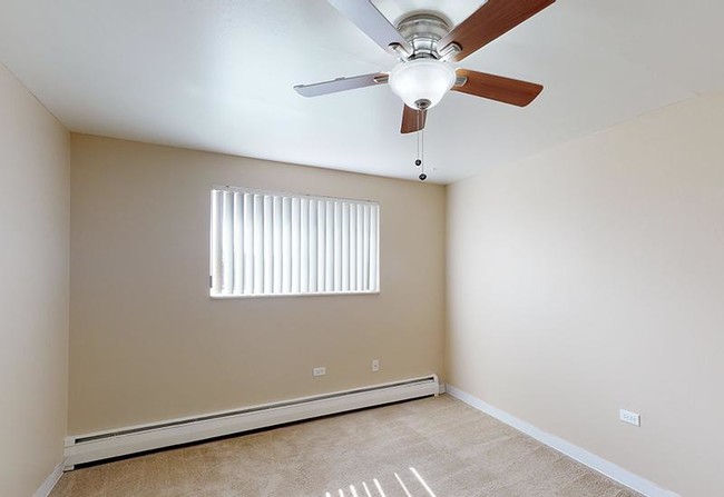 Building Photo - 2 bedroom in Lakewood CO 80214