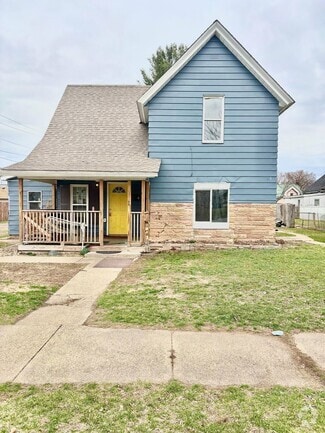 Building Photo - 816 E Grove St
