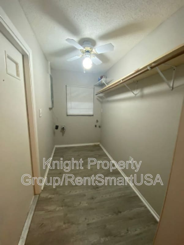 Building Photo - 98 Surf Dr
