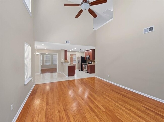 Building Photo - 1809 Wellborn Way SW
