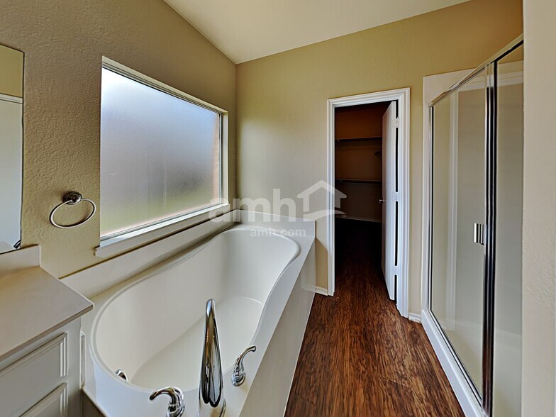 Building Photo - 1224 Dianthus Dr