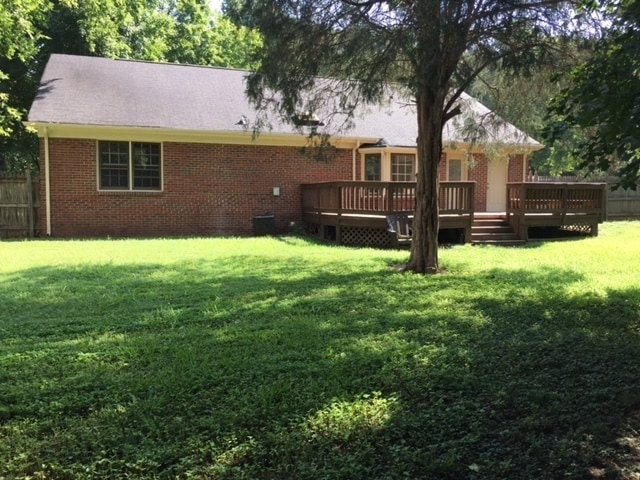 Building Photo - Like New Home Near Sisky YMCA