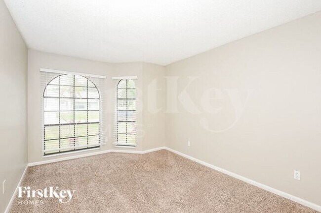Building Photo - 232 Rheine Rd NW