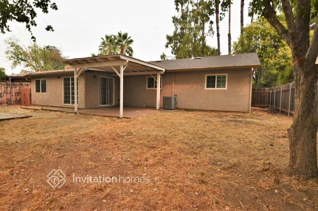 Building Photo - 13633 Fair Oaks Blvd