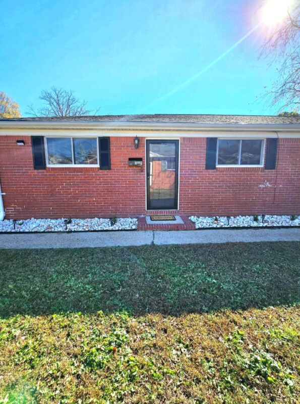 Building Photo - 361 Cherry St