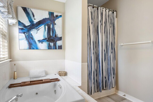 Building Photo - 4208 Mylan Rd