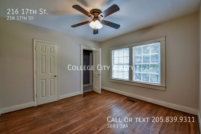 Building Photo - 216 17th St