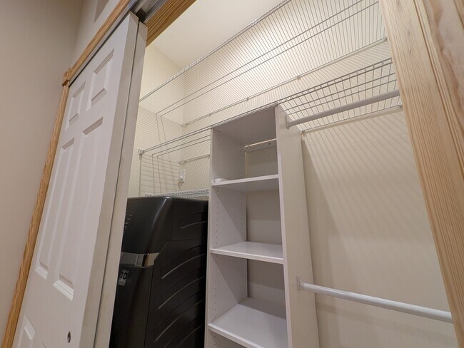 Building Photo - 3233 Morgan Ford Rd