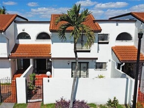 Building Photo - 1331 SW 124th Ct