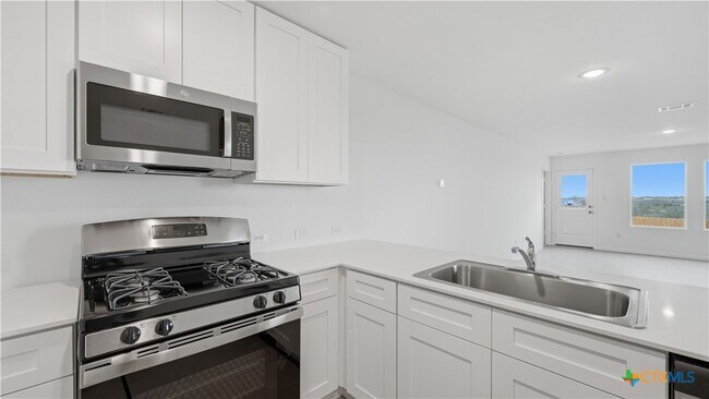 Building Photo - 1621 Pile Trl