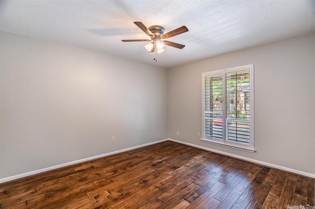 Building Photo - 502 Green Mountain Cir