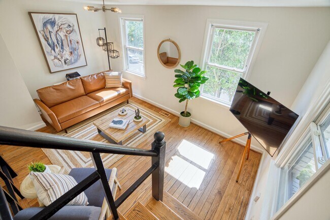 Building Photo - 3731 S Kemper Rd