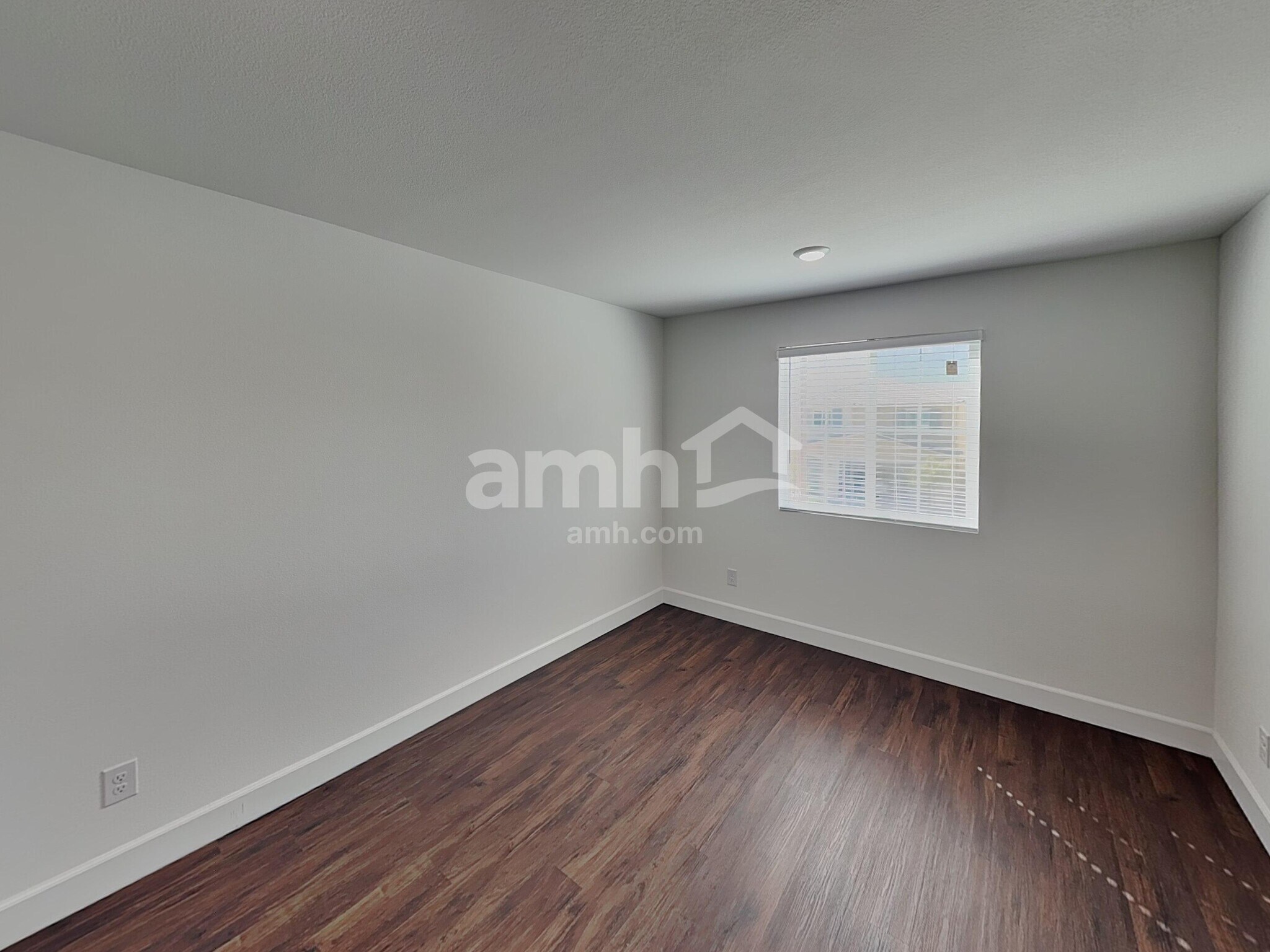 Building Photo - 8882 Carmine Cob Ave