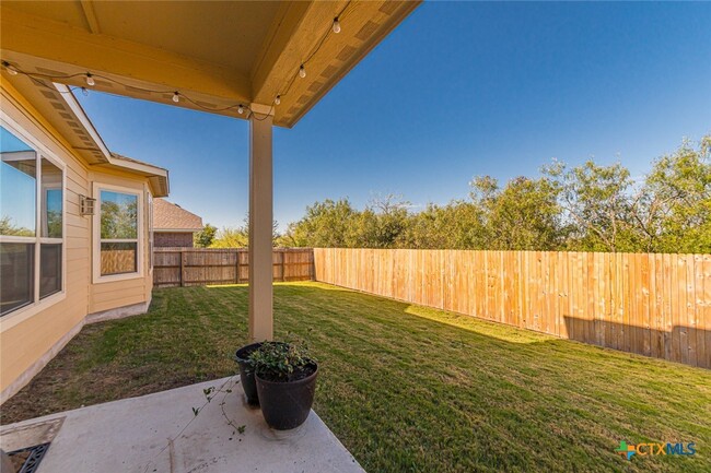 Building Photo - 2745 Ridge Forest Dr