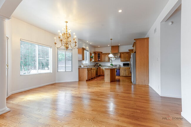 Building Photo - 20772 N William Ave