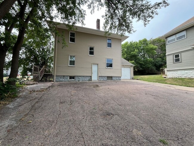 Building Photo - Spacious 4 Bed/2 Bath Rental Home!