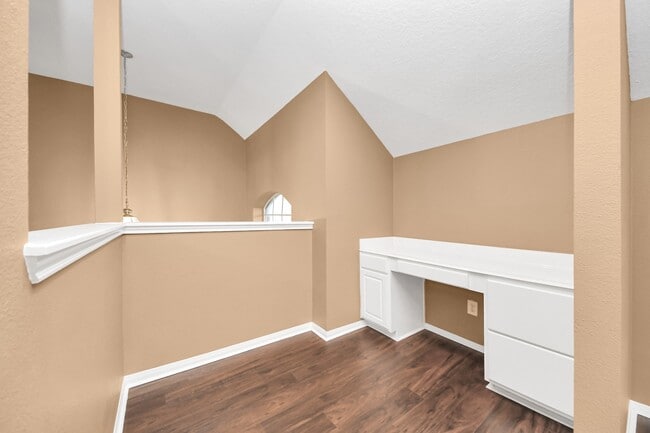 Building Photo - 4703 Zachary Ln