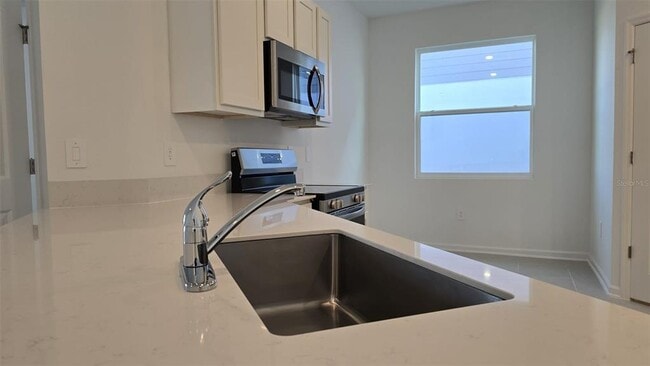 Building Photo - 2452 Bluestone Rd