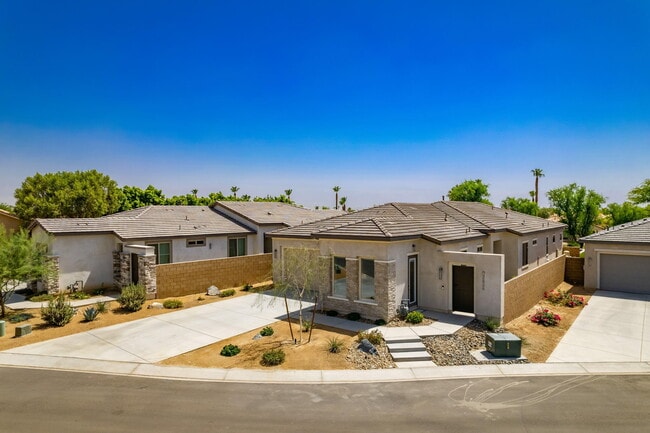 Building Photo - 45906 Champion Ct.