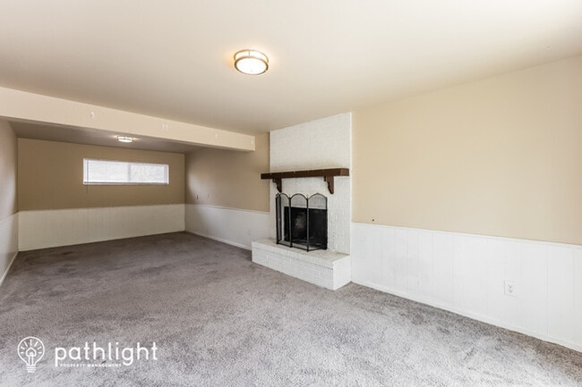 Building Photo - 4111 Palmer Park Blvd, Colorado Springs, C...