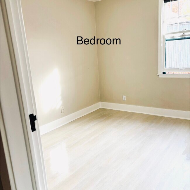 Building Photo - 540 Franklin Ave