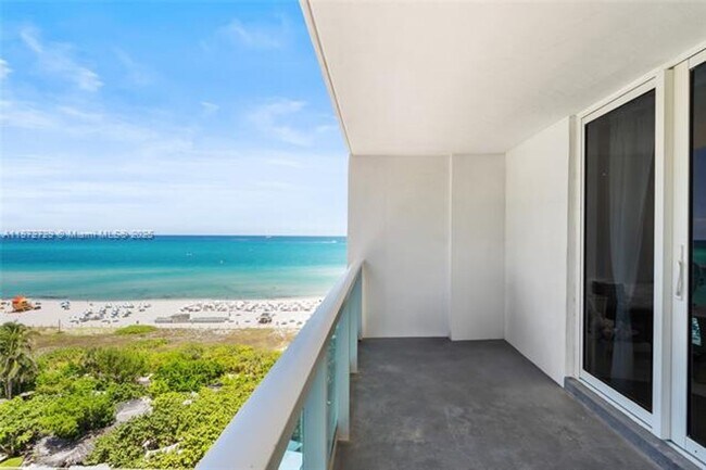 Building Photo - 2301 Collins Ave