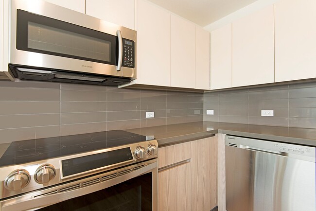 Building Photo - Kapiolani Residence - 2 Bedroom, 2 Bathroo...