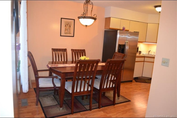 Building Photo - 2703 Mill Pond Dr