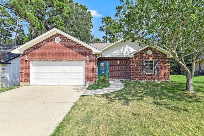 Primary Photo - 165 Magnolia Bend