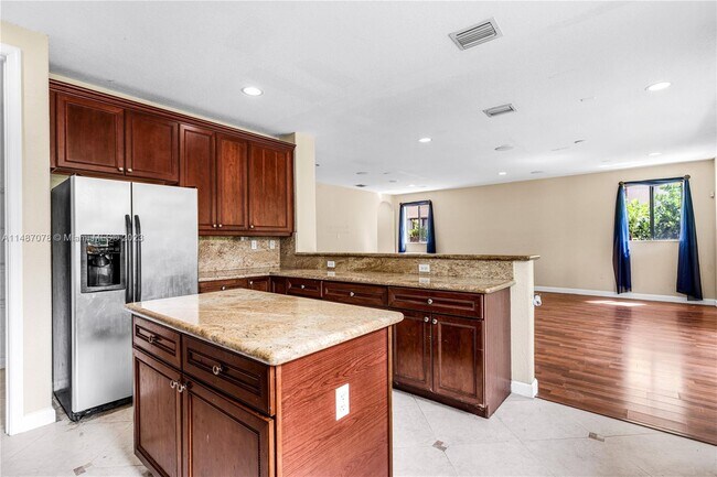 Building Photo - 18822 SW 74th Ct