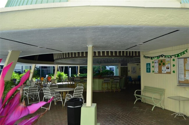 Building Photo - 5300 NE 24th Terrace