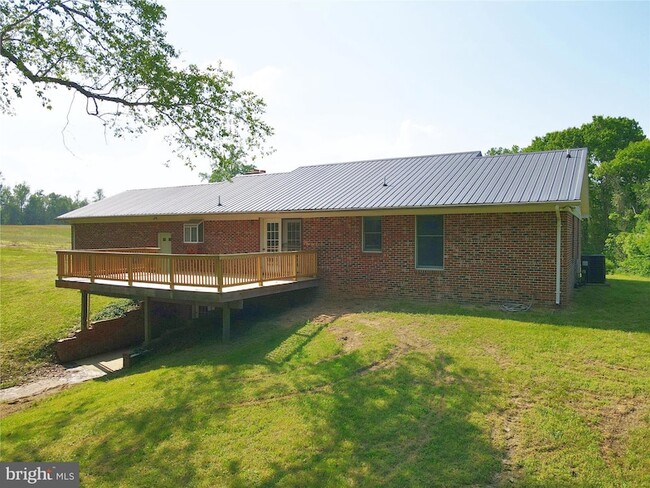 Building Photo - 13245 Croom Rd