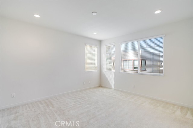 Building Photo - 582 Cultivate