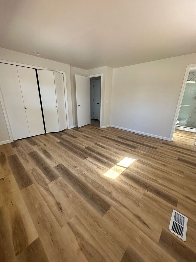 Building Photo - ---REMODEL---Single Family House in Arvada