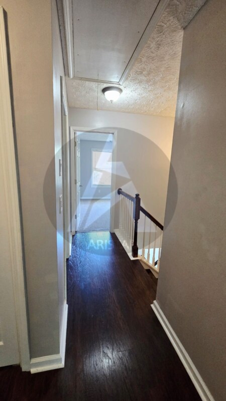 Building Photo - 45 Fallow Ln